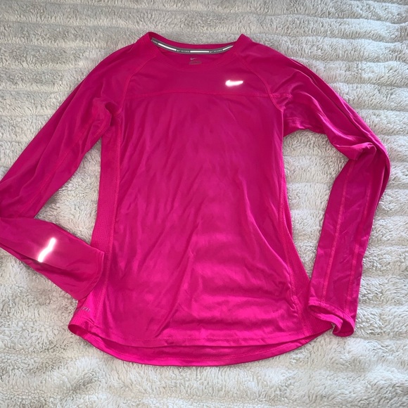 Nike Tops - Small Nike Women’s Long Sleeve Running Top
